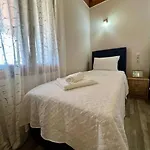 Jimmy's Lefkada, Katochori *
