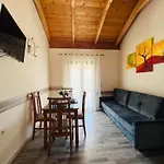 Jimmy's Lefkada, Katochori Lägenhet