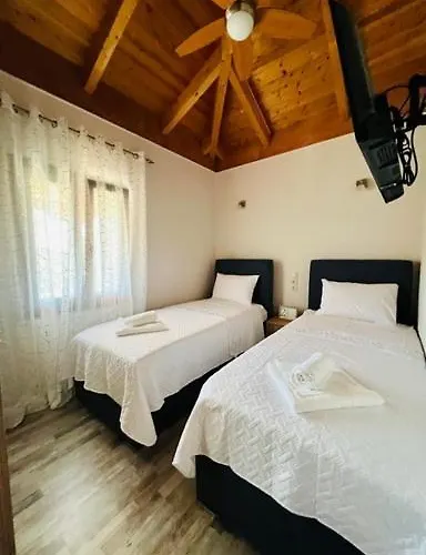 Jimmy's Lefkada, Katochori